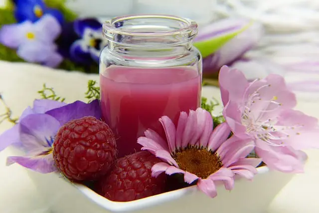 raspberry juice smoothie