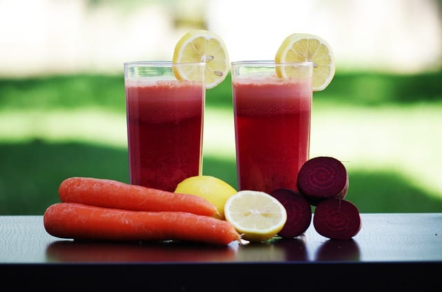 carrot smoothie with lemon